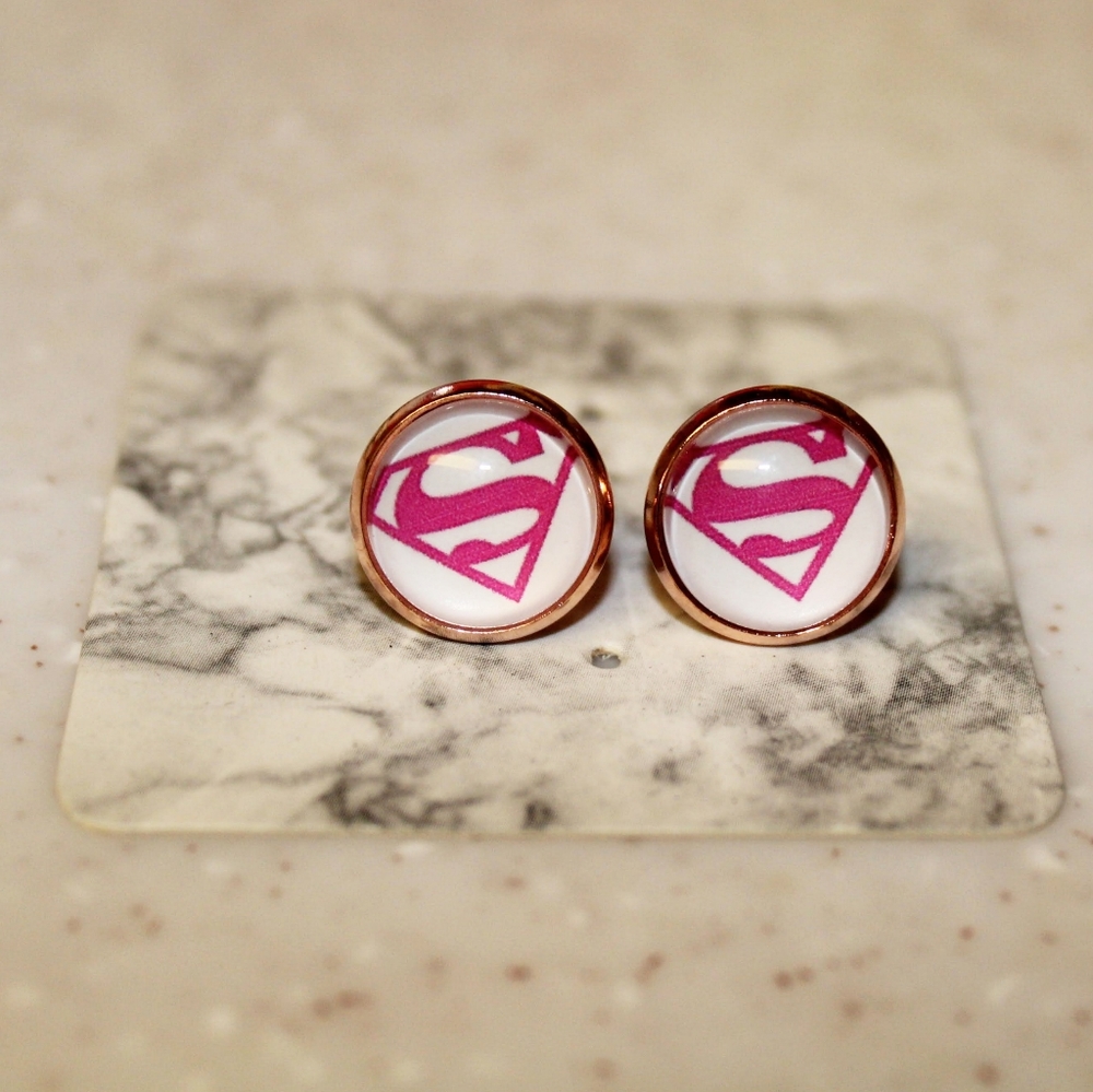 Supergirl stud earrings
